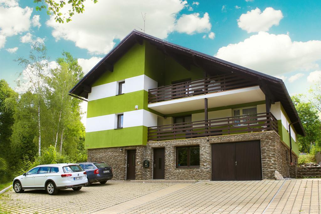 Apartmany Nad Rybnikem Железна Руда Екстер'єр фото